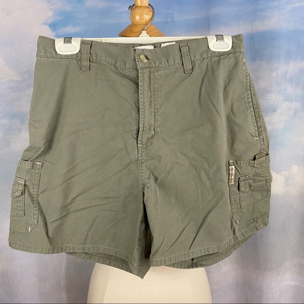 Columbia Green Khaki Olive Cargo Hiking Shorts Size Medium